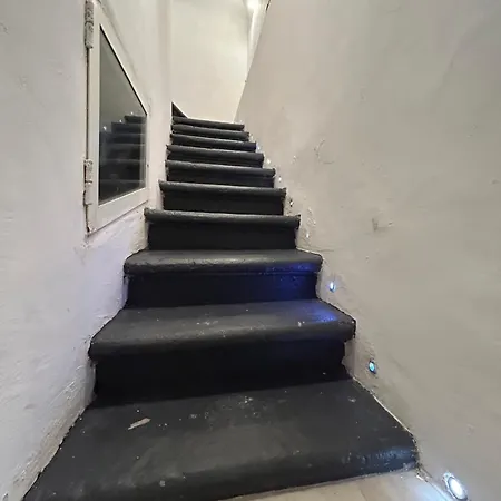 Little Sant Angelo * רומא