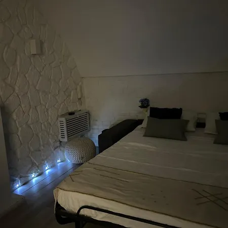 Little Sant Angelo Apartman *